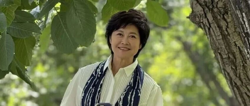 敬一丹去世